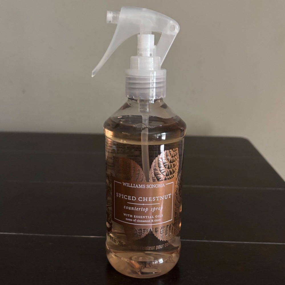 Williams Sonoma | Spiced Chestnut | Countertop Spray | 8oz | EO Cinnamon Clove